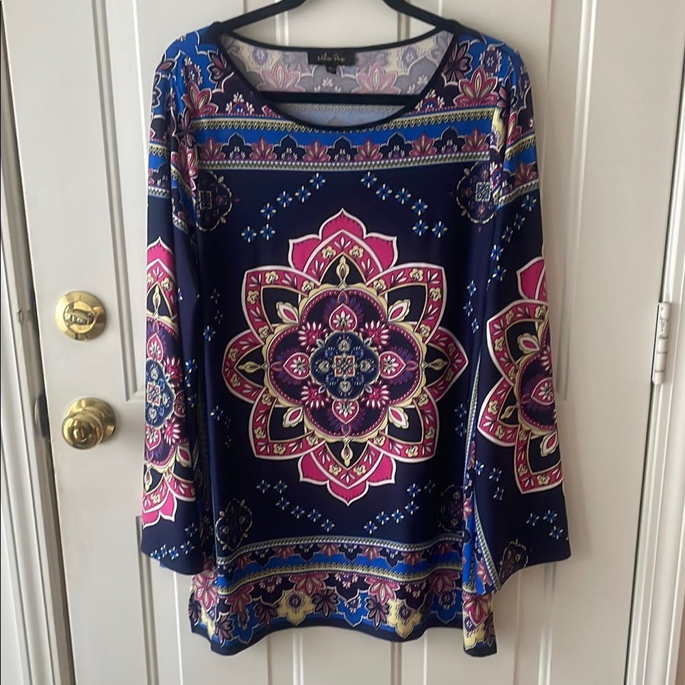 Melissa Paige Women's Blue and Pink Patterned Tunic Size xl